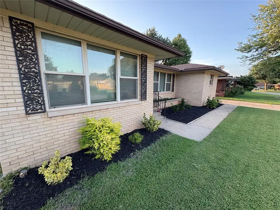 2201 N Shawnee Avenue, Oklahoma City, OK 73107 - Image #2