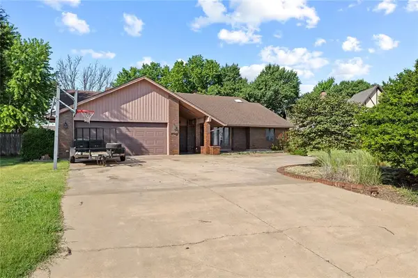 103 Cardinal Circle, Fairview, OK 73737