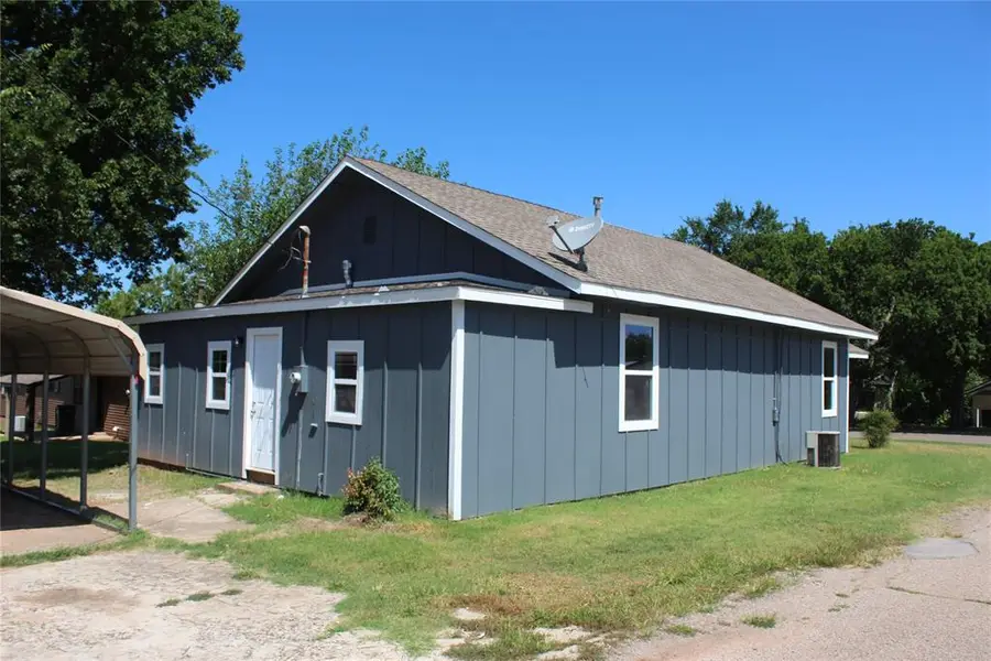 411 W 2nd Street, Wellston, OK 74881 - Image #2