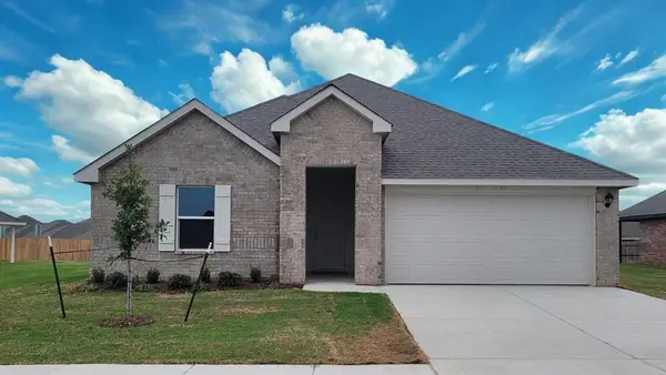 2604 Kathleens Crossing, Yukon, OK 73099