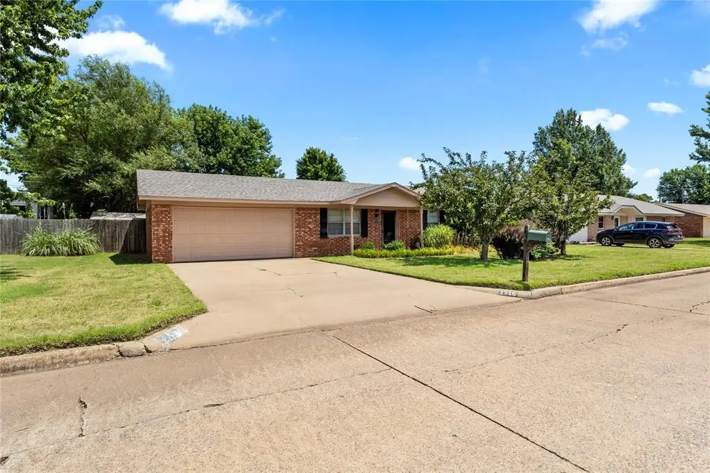 1316 N Lark Street, Weatherford, OK 73096 - Image #1