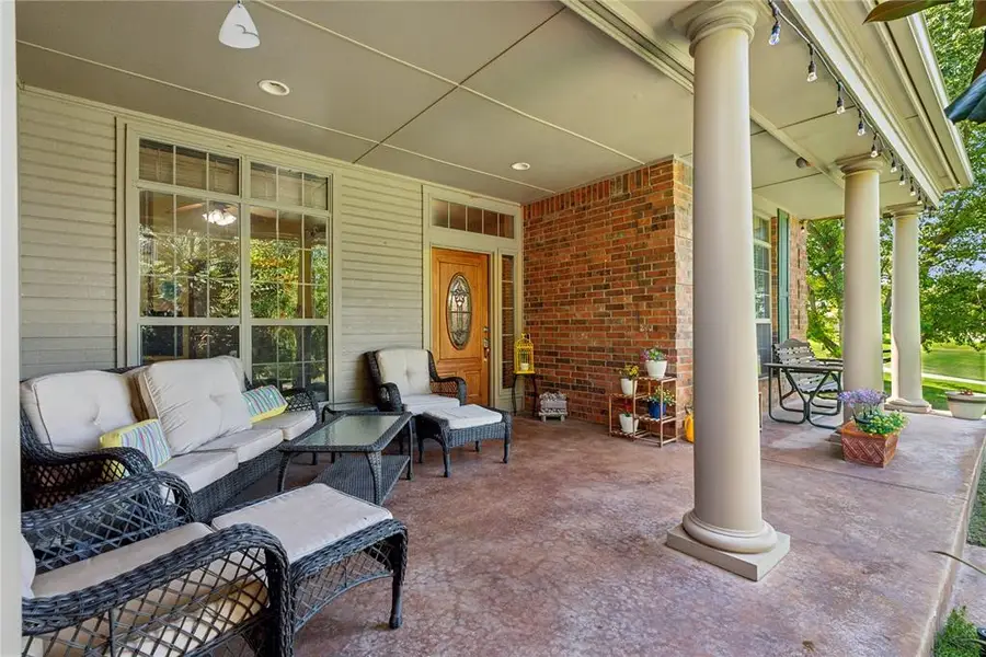 6796 Stone Valley Drive, Edmond, OK 73034 - Image #3