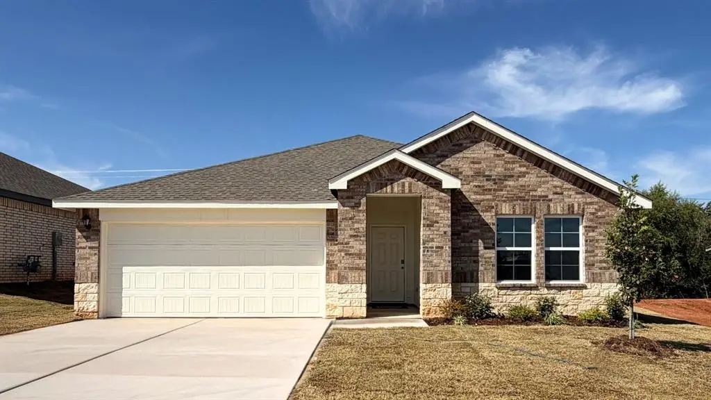 14217 Little Falls Lane, Piedmont, OK 73078 - Image #1