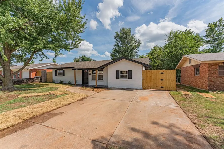 832 NW 23 Street, Moore, OK 73160 - Image #3