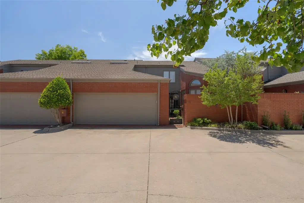 2825 NW Grand Boulevard #14, Oklahoma City, OK 73116 - Image #1