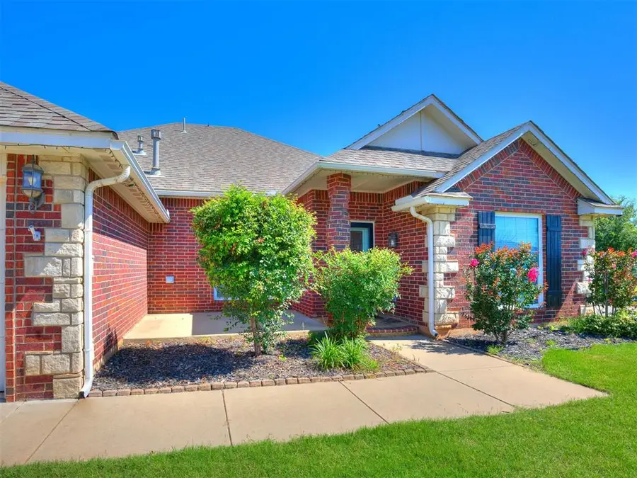 9809 SW 33rd Street, Yukon, OK 73099 - Image #2