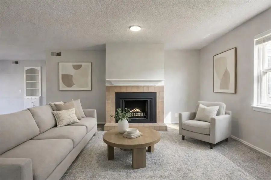 11417 N May #D, Oklahoma City, OK 73120 - Image #3