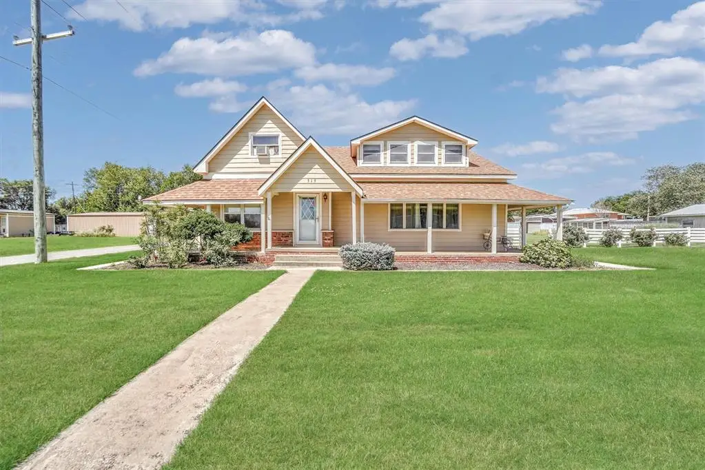 519 S Oak Avenue, Erick, OK 73645 - Image #1