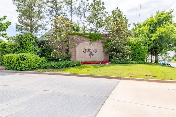 10733 Servon Drive, Oklahoma City, OK 73170