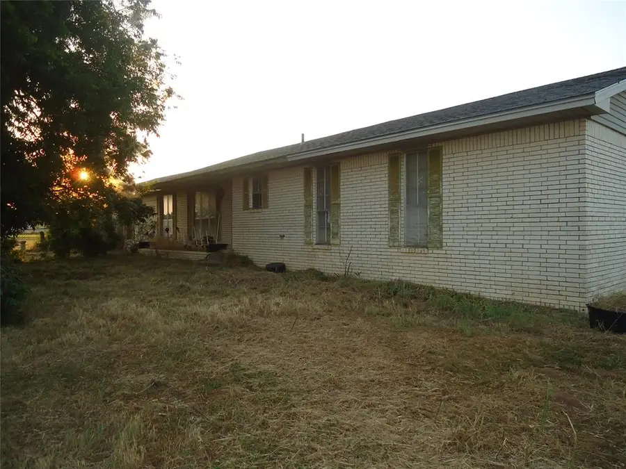 42608 Bob Crouch Drive, Tecumseh, OK 74873 - Image #2