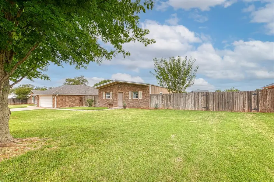 151 Calhoon Street, Elk City, OK 73644 - Image #3