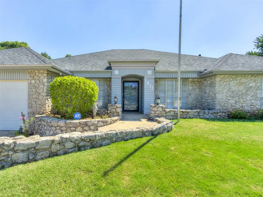 1512 Summerton Place, Yukon, OK 73099 - Image #2