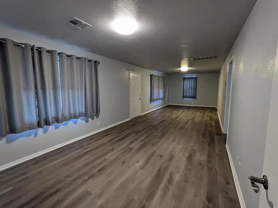 627 N Tucker Avenue, Shawnee, OK 74801 - Image #3