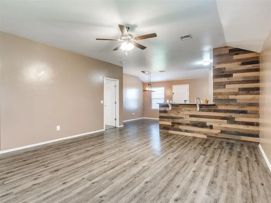 5632 Dunlin Road, Oklahoma City, OK 73179 - Image #3