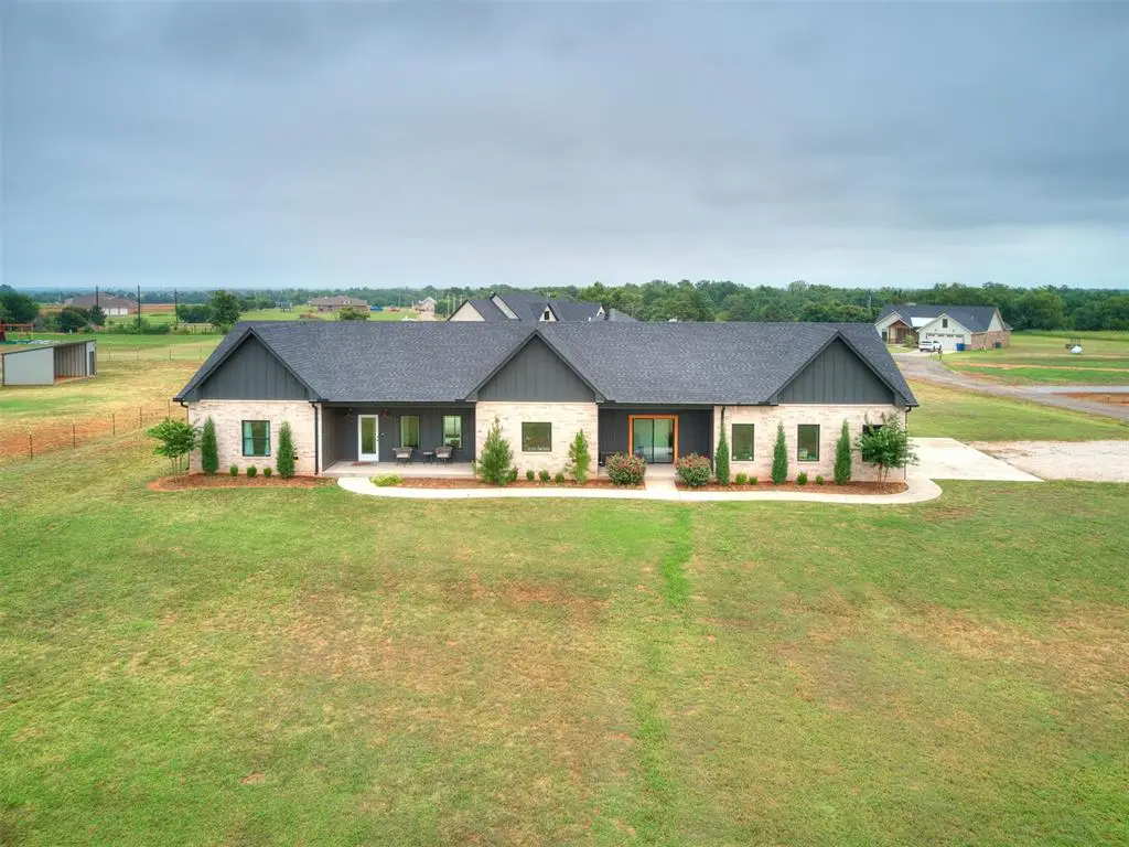 19050 Bobcat Ridge Court, Cashion, OK 73016 - Image #1