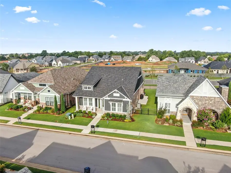 1901 Plaza District Drive, Edmond, OK 73034 - Image #3