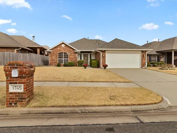 1745 SW 31st Terrace, Moore, OK 73160