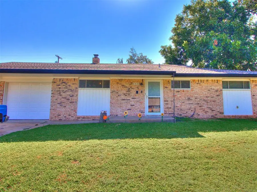740 Kingston Drive, Yukon, OK 73099 - Image #2
