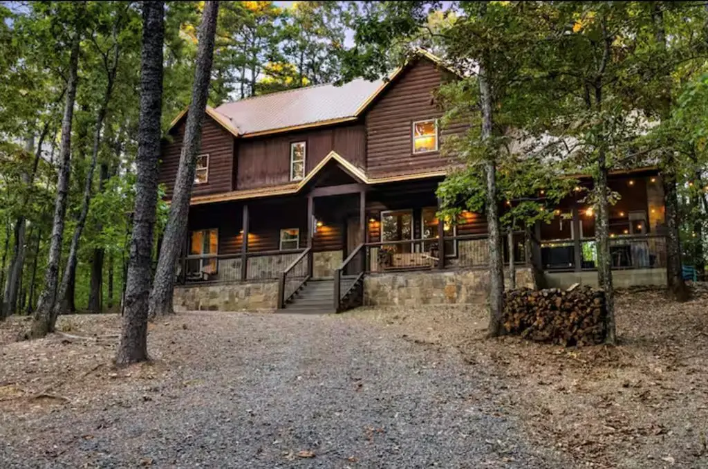 132 Mangrove Road, Broken Bow, OK 74728 - Image #1