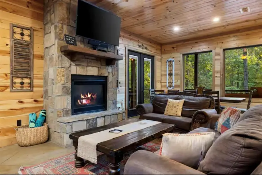 132 Mangrove Road, Broken Bow, OK 74728 - Image #3