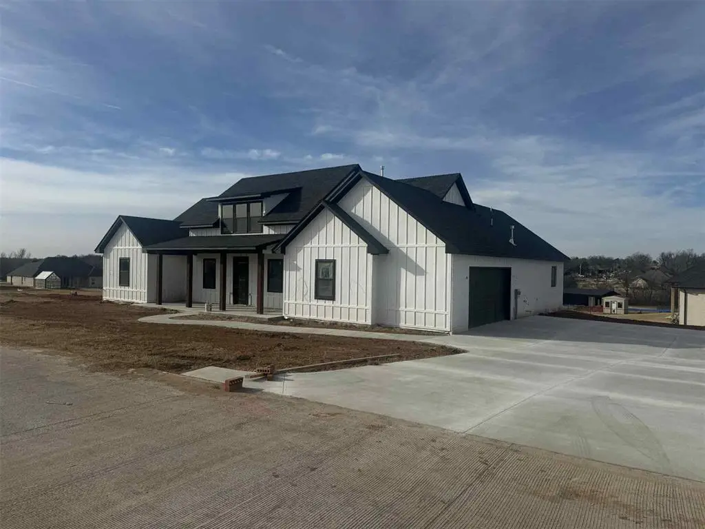 1180 Wolf Creek Drive, Blanchard, OK 73010 - Image #1