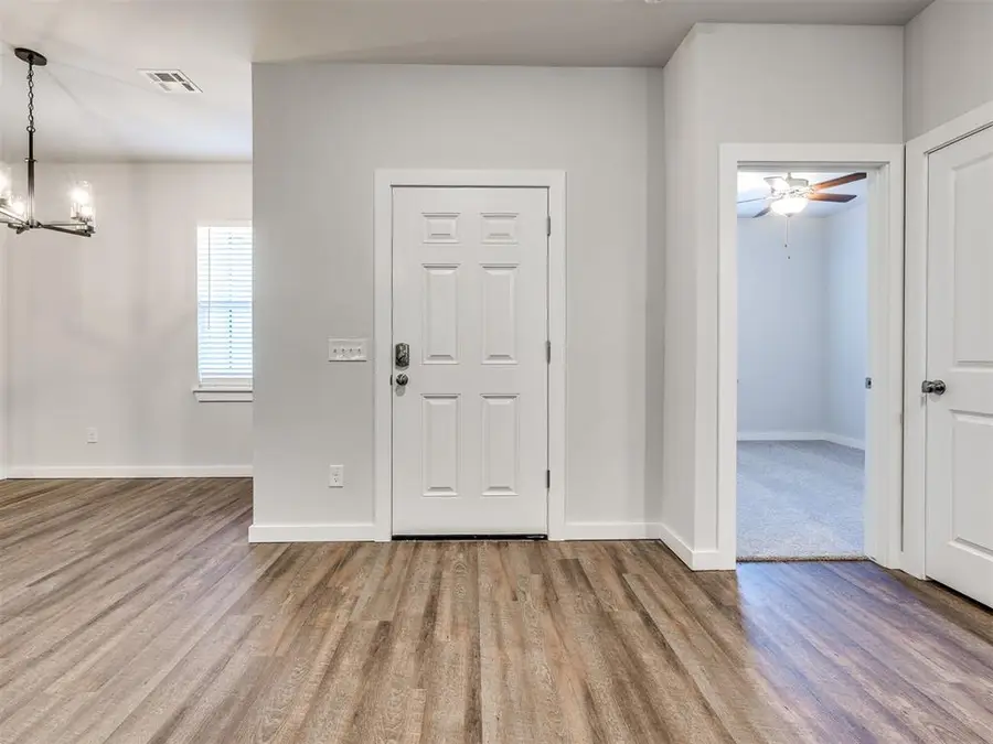 273 Stella Trail, Guthrie, OK 73044 - Image #2