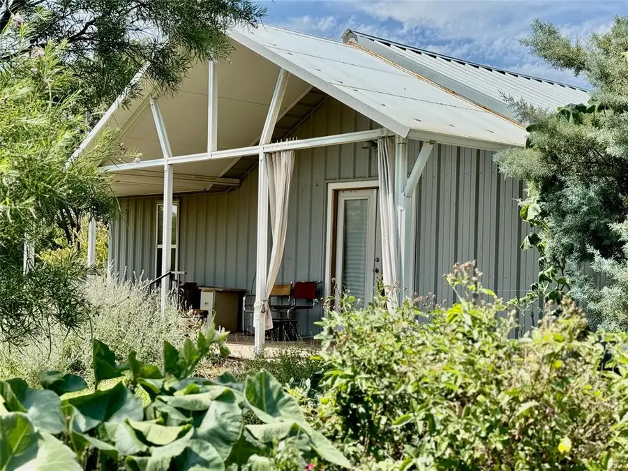 21553 73 Highway, Foss, OK 73647 - Image #2