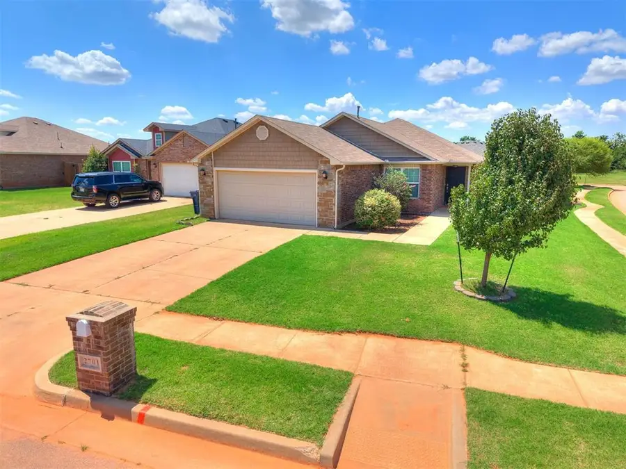 2701 Sugar Pine Drive, Yukon, OK 73099 - #2