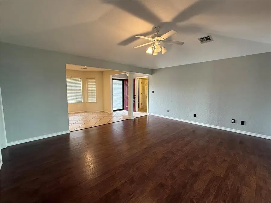 6816 SW Drakestone Boulevard, Lawton, OK 73505 - Image #3