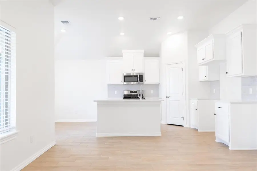 9300 NW 87th Street, Yukon, OK 73099 - #3