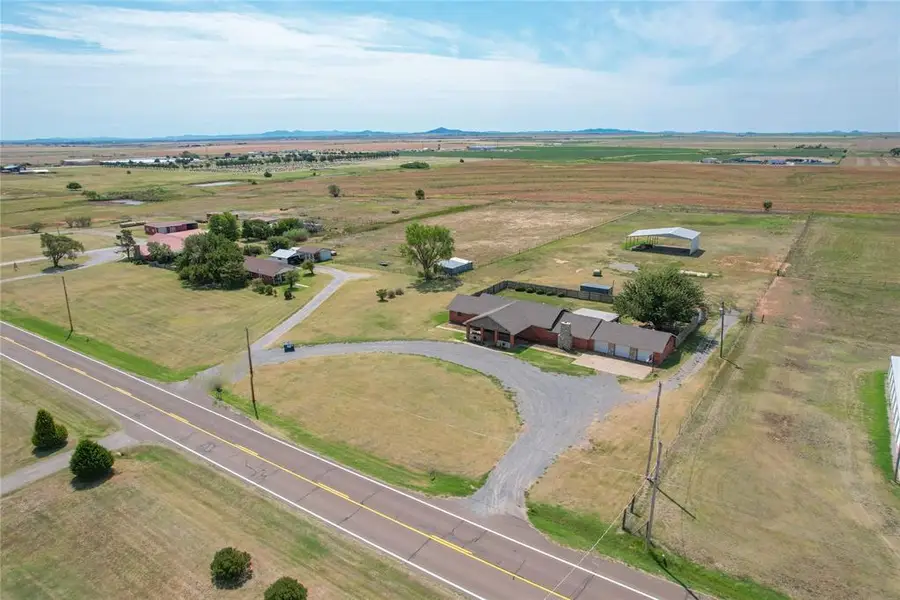 1826 E Iris Avenue, Hobart, OK 73651 - Image #3
