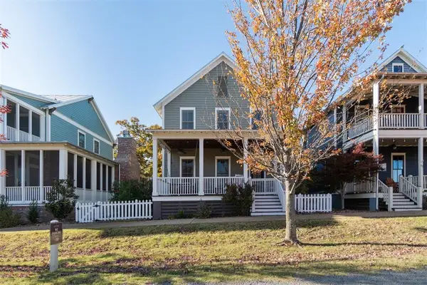 25 Boulevard, Carlton Landing, OK 74432