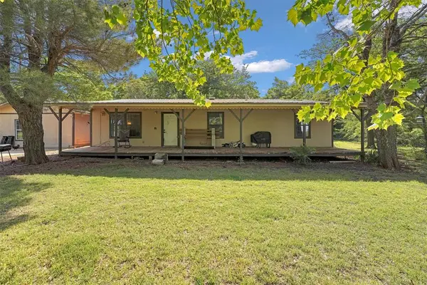 11402 N 1957 Road, Elk City, OK 73644