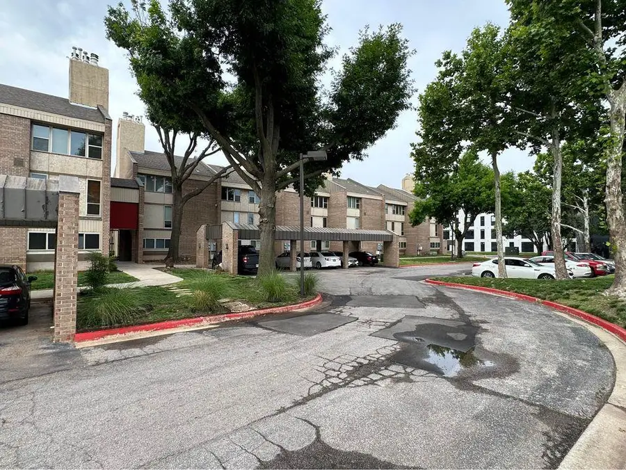 600 NW 4th Street #205, Oklahoma City, OK 73102 - Image #3