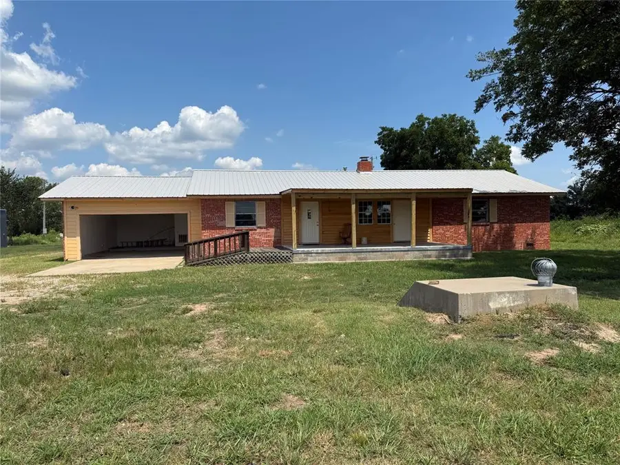 9136 Highway 9 Highway, Dustin, OK 74839 - Image #2