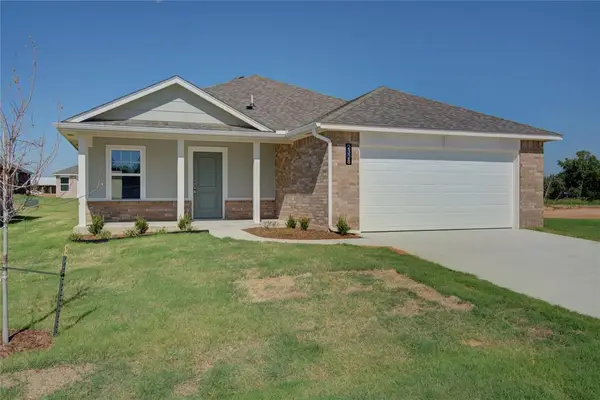 2328 S 27th Court, Chickasha, OK 73018