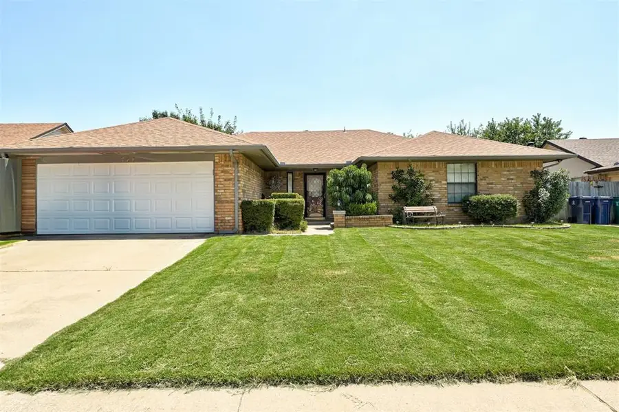 728 Waterview Road, Oklahoma City, OK 73170 - Image #2