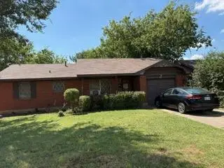 Address Withheld By Seller, Moore, OK 73160