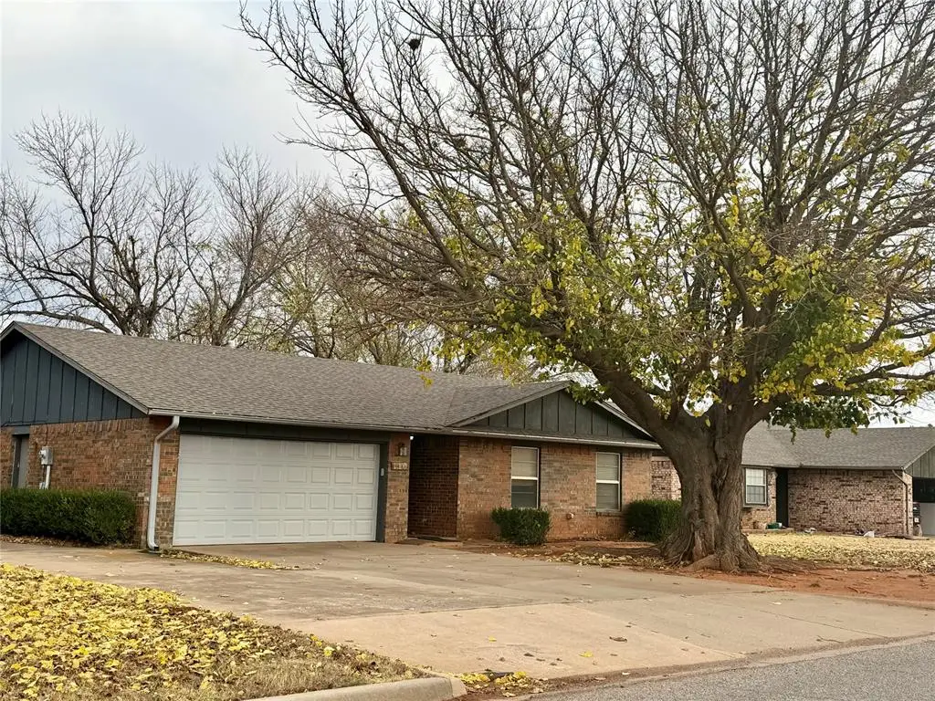 110 Peggy Drive, Elk City, OK 73644 - Image #1