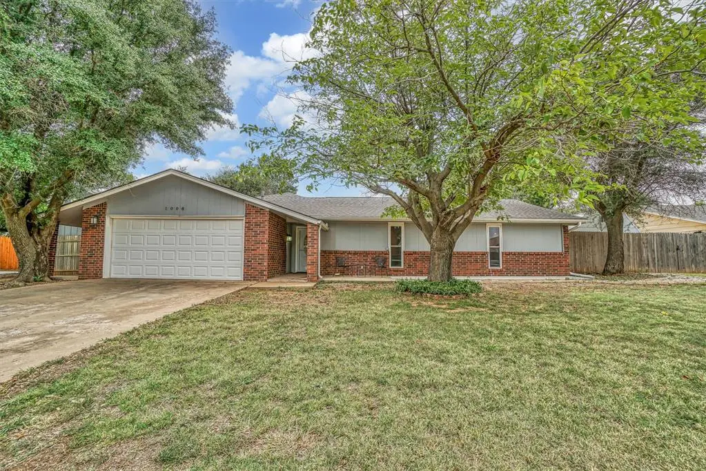 1008 S Trail Drive, Altus, OK 73521 - Image #1