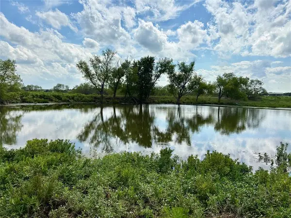 Loves Valley Road, Marietta, OK 73448