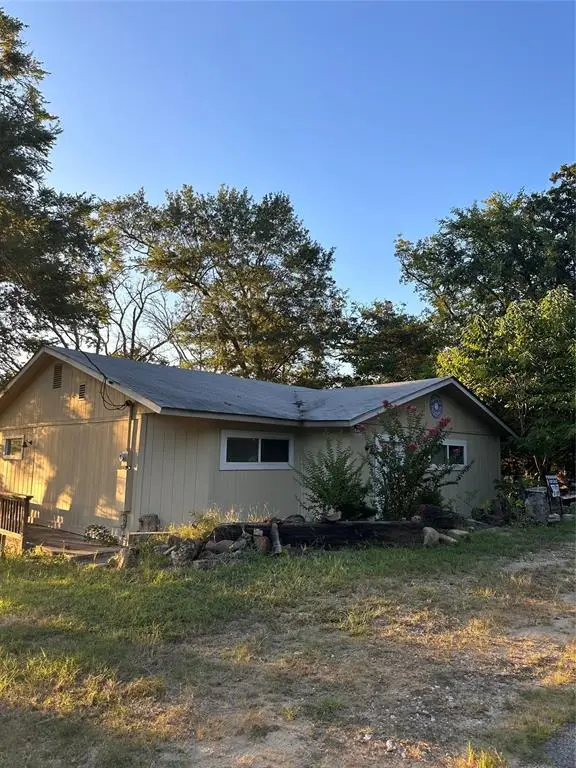 1106 Peninsula Drive, Fort Towson, OK 74735 - Image #2