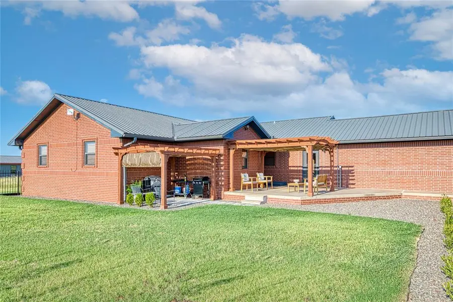 207711 E 780 Road, Leedey, OK 73654 - Image #2