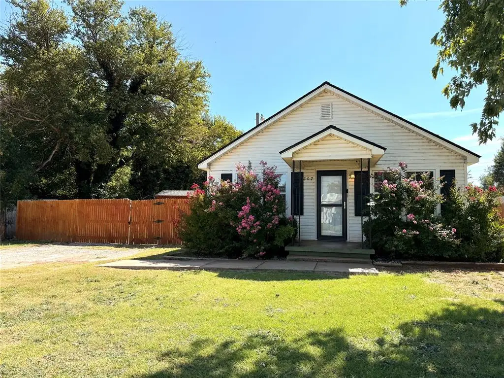 207 S 6th Street, Verden, OK 73092 - Image #1