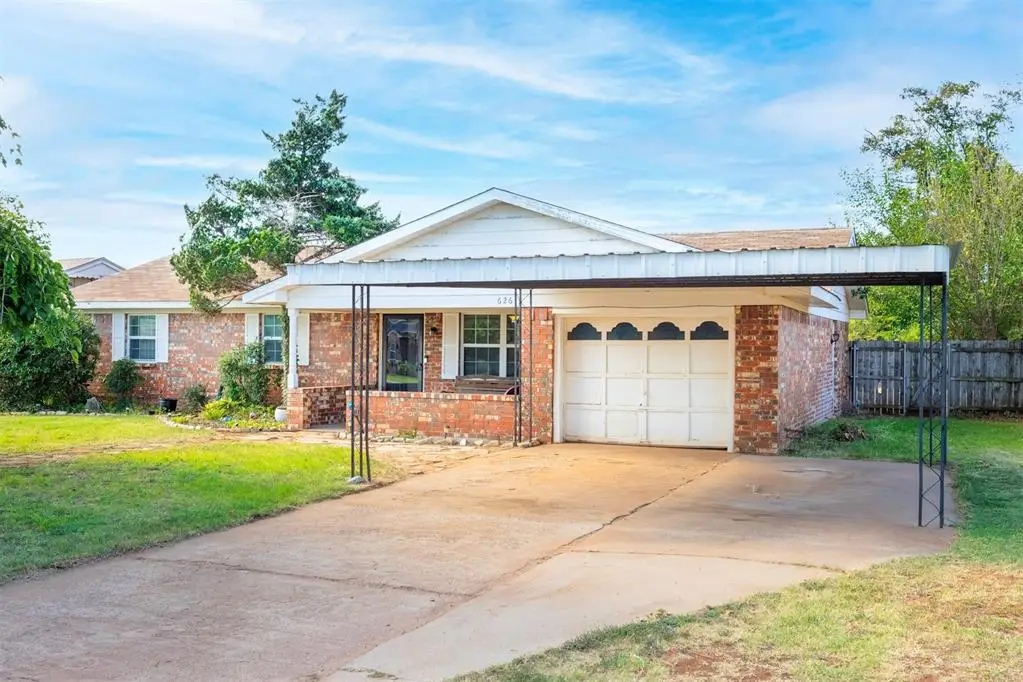 626 E Benton Avenue, Sayre, OK 73662 - Image #1