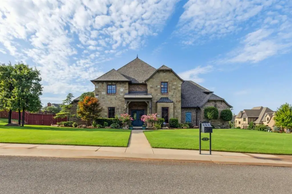 2208 Open Trail Road, Edmond, OK 73034 - Image #1