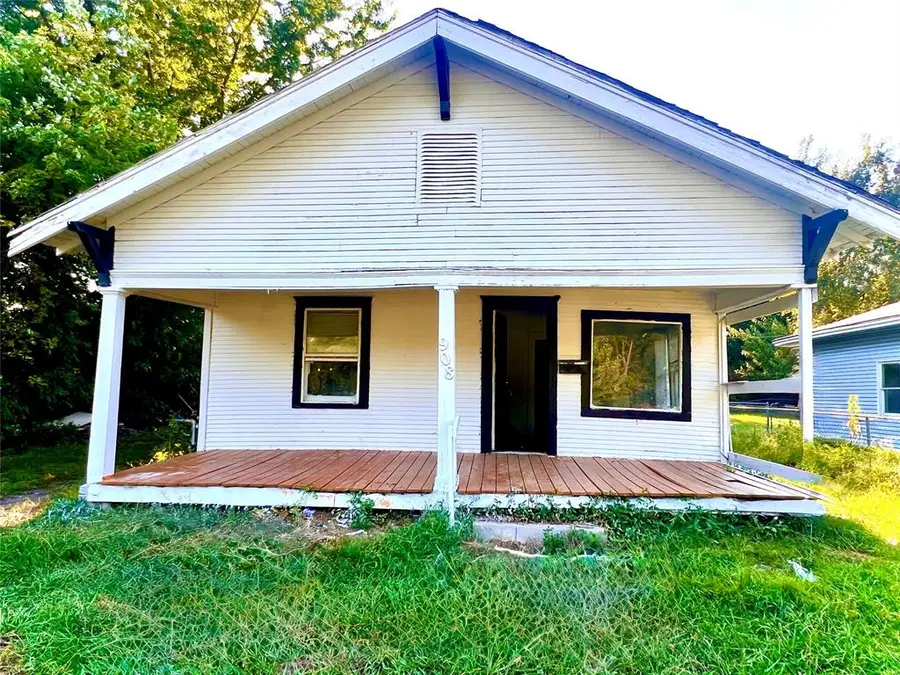 908 N Collins Avenue, Okmulgee, OK 74447 - Image #2