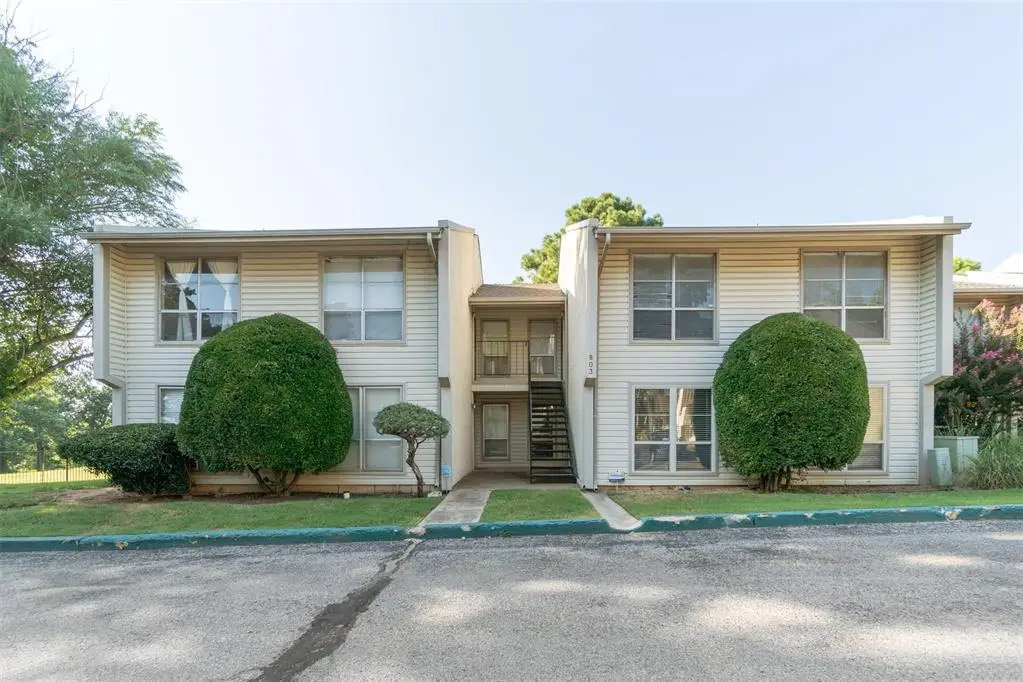 803 Cardinal Creek Boulevard #B, Norman, OK 73072 - Image #1