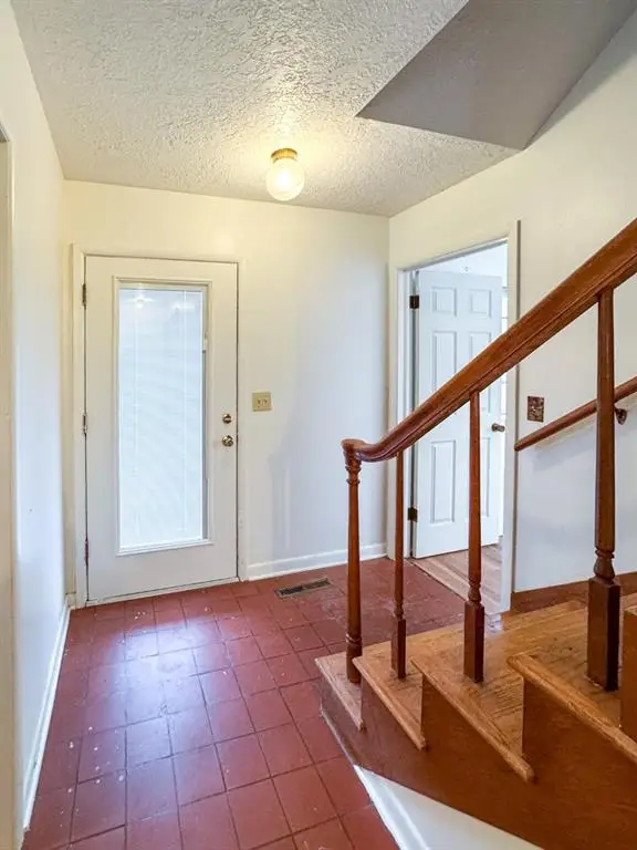 810 Hardin Drive, Norman, OK 73072 - Image #2