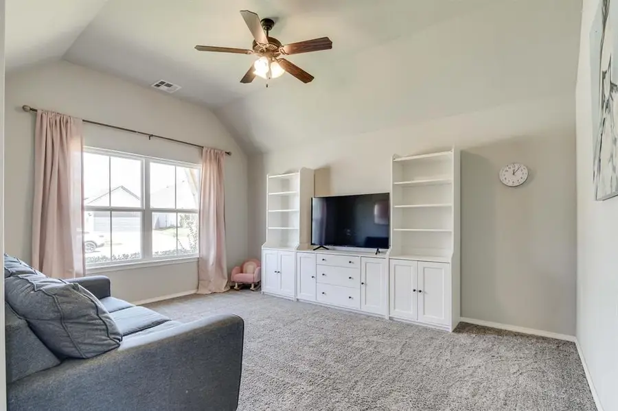 8224 NW 151st Street, Edmond, OK 73013 - Image #3